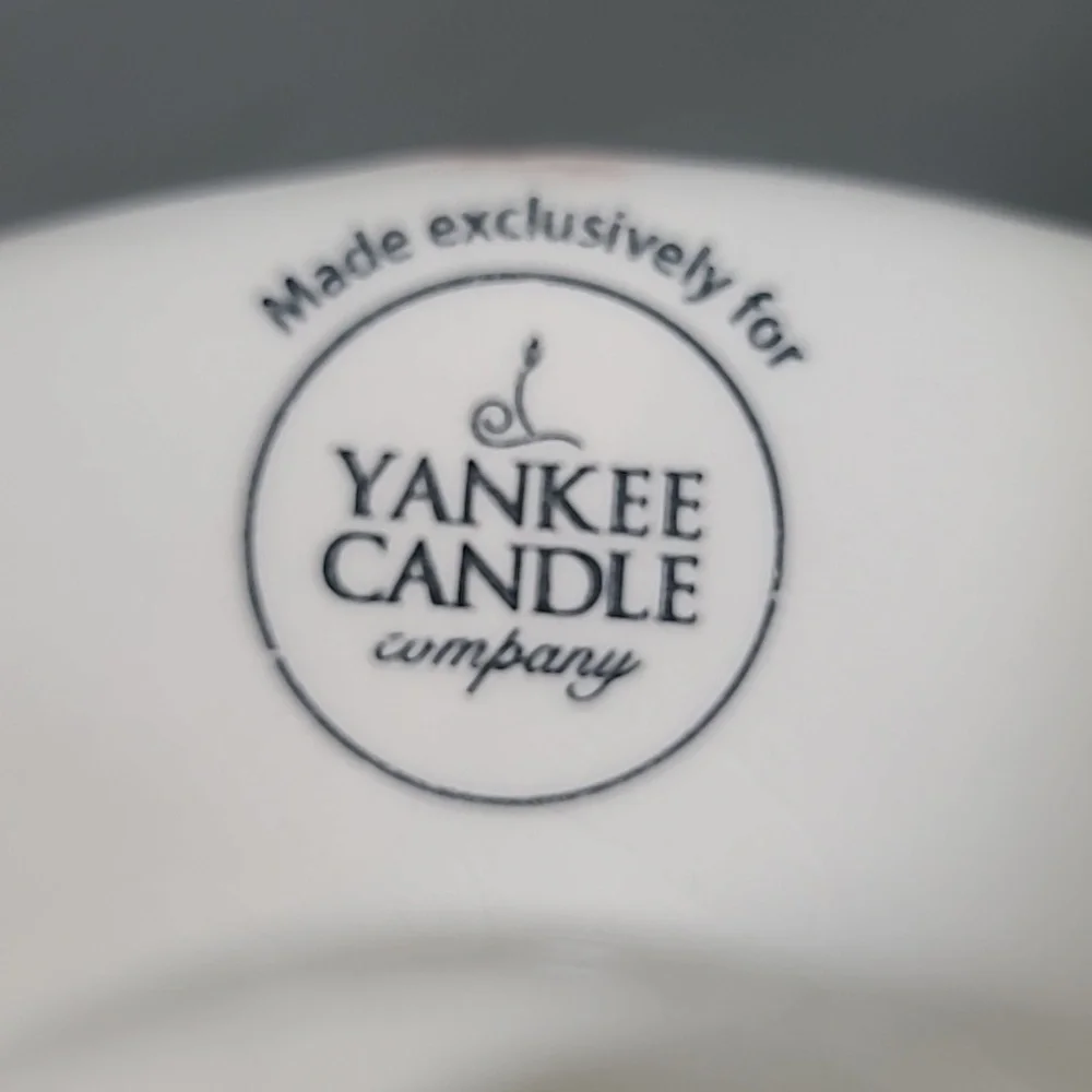 Yankee Candle Ceramic Apple Motif  Candle Shade